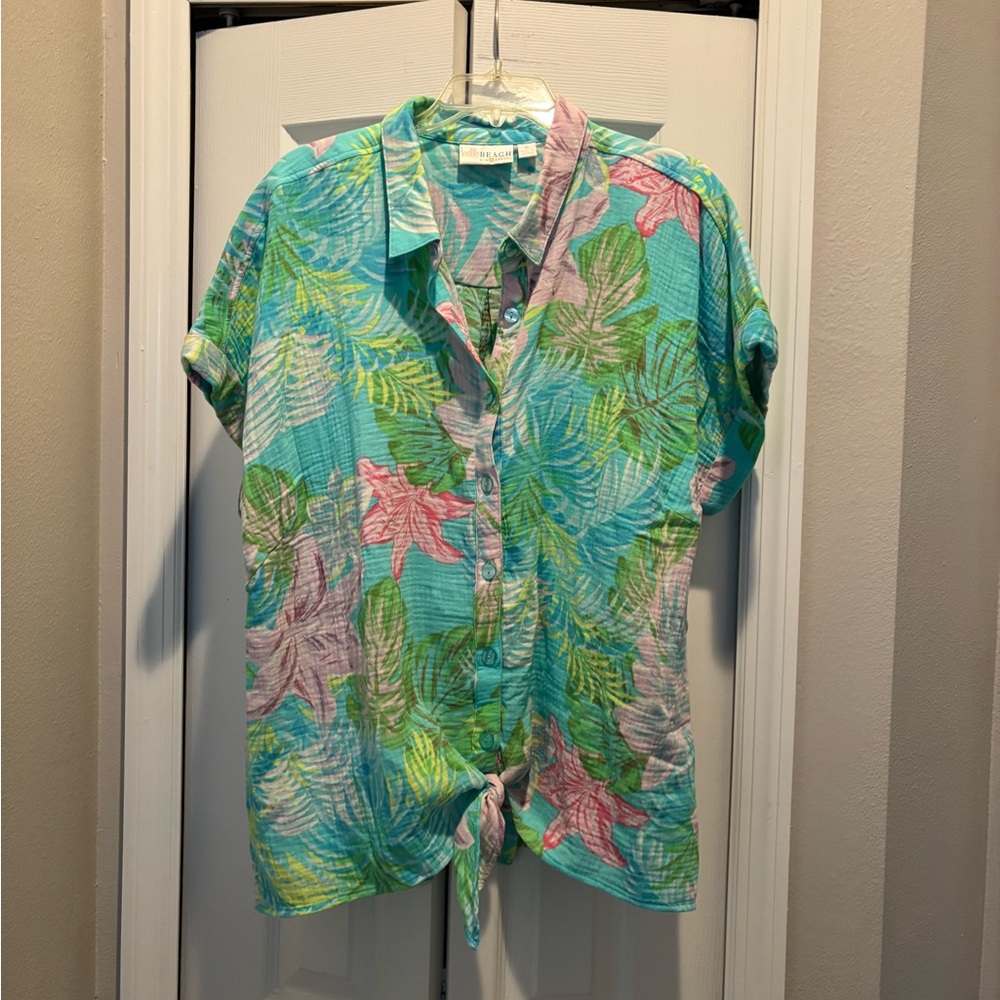 Belle by Kim Gravel Gauze tie front top. Matching shorts(1x) in closet